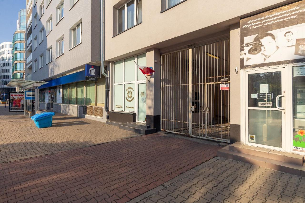 Piekna 2-bedroom Апартаменти *