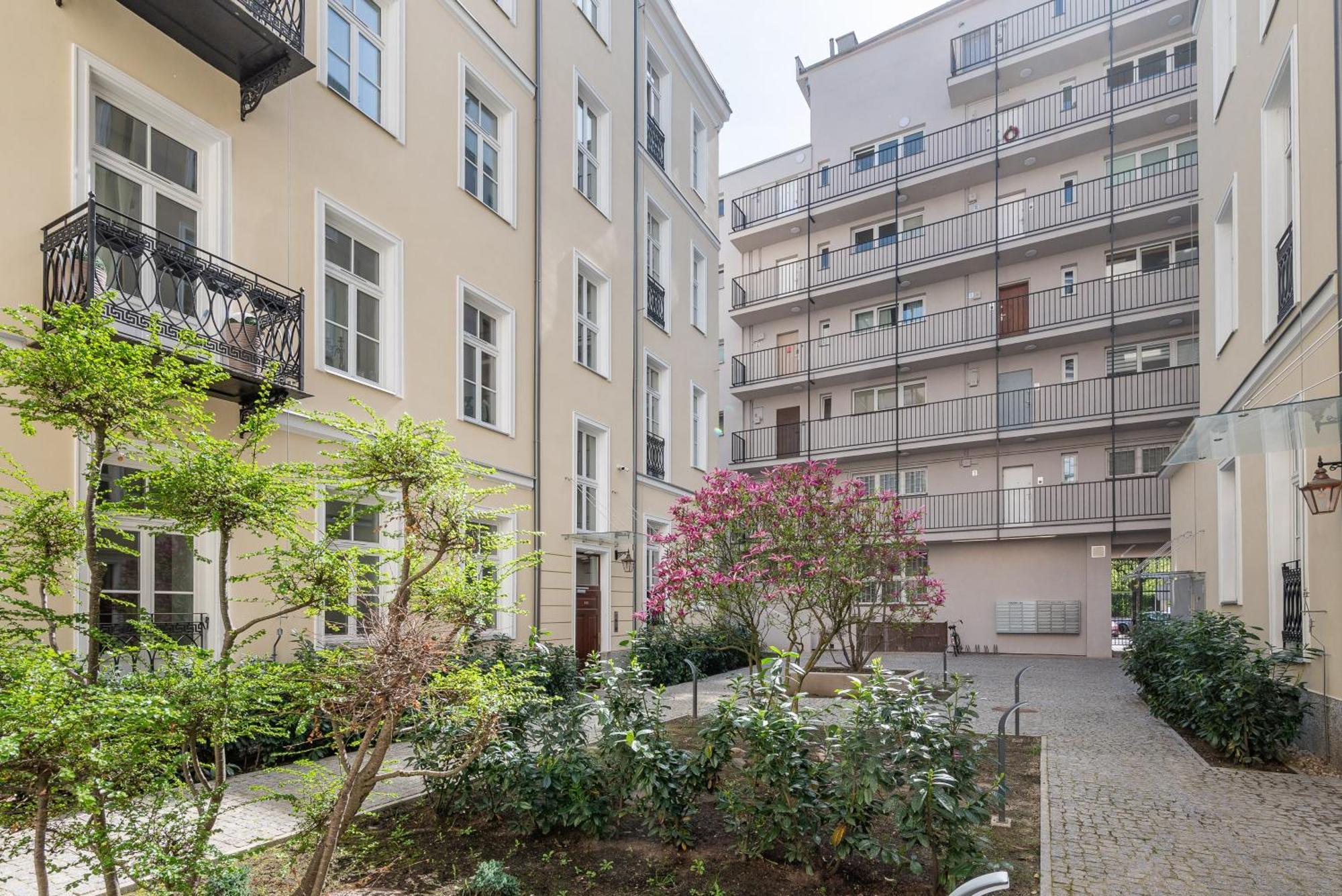 Апартаменти Piekna 2-bedroom *